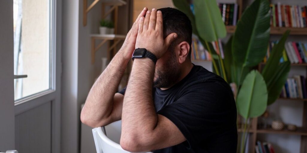Alcohol Use Disorder (AUD) and Suicide Risk: Is There a Gender Difference?